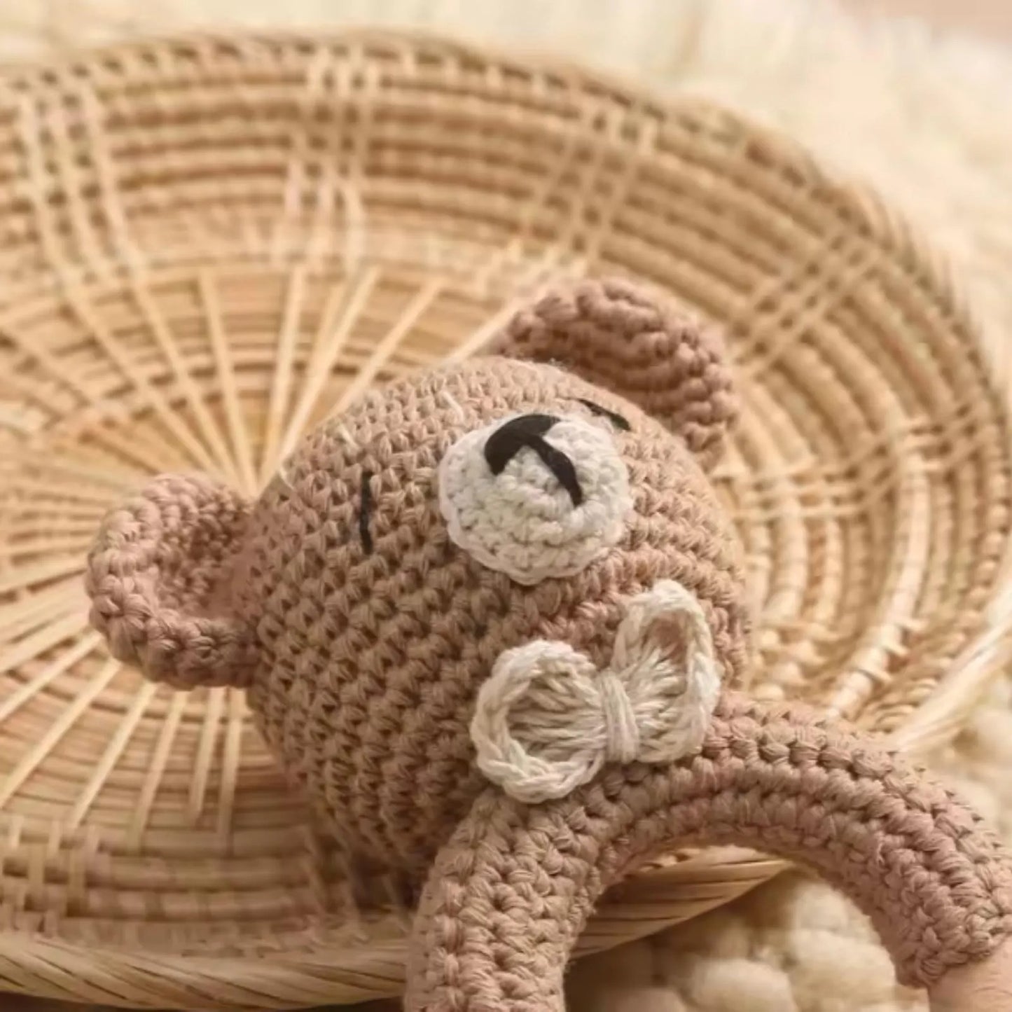 Animal Crochet Rattle, Wooden Baby Rattle,Engraved Crochet Teeth Ring